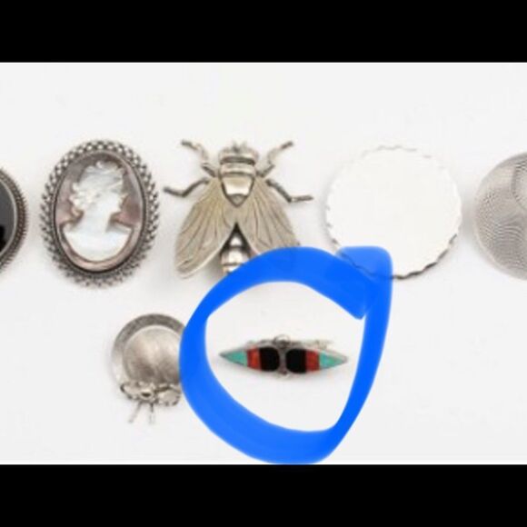 In search of this Pin - Picture 4 of 4